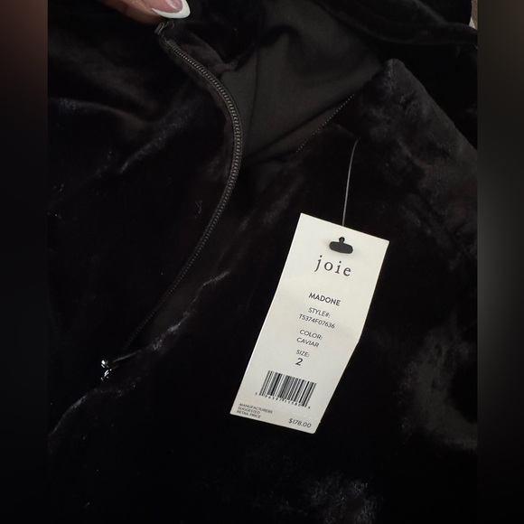 Joie women's silk blend velvet caviar Madone Top size 2 NWT - Picture 5 of 5